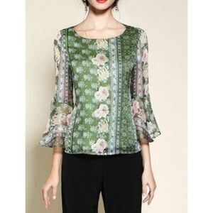 NWT Riwins Women's Crew Neck Floral Blouse